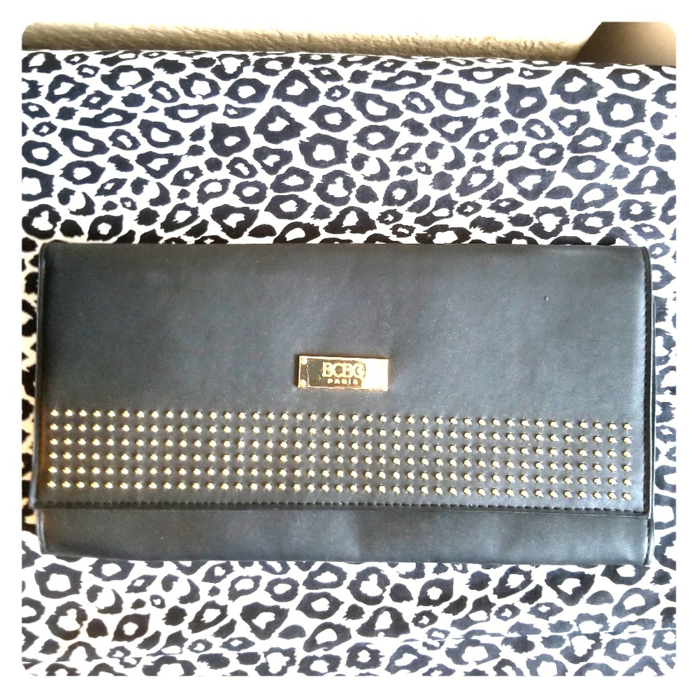BCBG Paris clutch